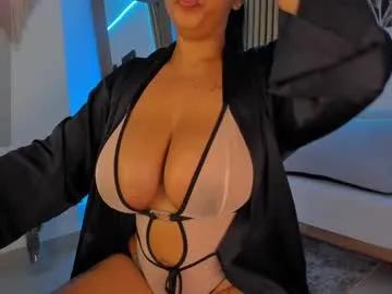 anahi_ryan —  The best natural BOOBS on Chaturbate! Makee Cum with me..... / Fav Patterns 55 111 #latina #ebony #milf #bigboobs #squirt
