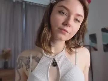 sassybloomx — goal: topless right now | Private is open <3 #new #shy #teen #cute #18 Greetings you in my world of beauty and smiles, i would glad if you call me Della [750 tokens remaining]