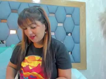 yayi_derek — cum +squirt  ANIMATE !  #cum #couple #anal  #latina #deepthroat ::show cum face - saliva  [930 tokens remaining]