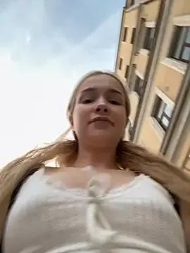 Baby_Tiny — Rub clit through panties with carrot 