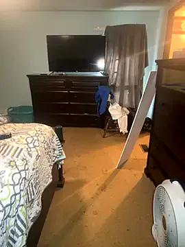 JuicyExxxperience — Asshole tease