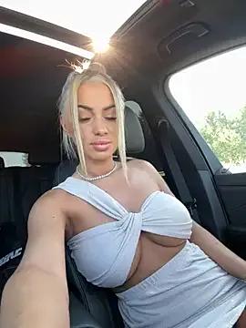 KirstieVegas — BendMeOverAndSlapMyAss+:gift:4LastTipp