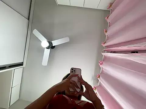 lariic — Vamos gozar gostosinho 
