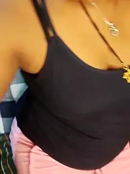 Lucky_telugu_ammay — Hard fingering in public